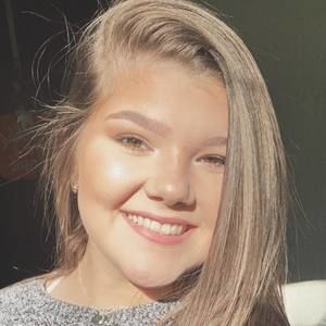 Meet your Posher, Mallory